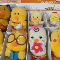 『この《日清チキンラーメン景品の》ぬいぐるみ』非売品だよ❗でもあなたには差し上げます✨『カワユイね😄』日清　ちきらーず　チキンラーメン　ひよこちゃん　ぬいぐるみの画像