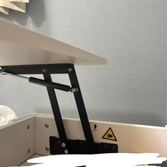 【引き渡し先決定
】【2ヶ月のみ使用】昇降式ローテーブルの画像