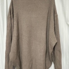 最終値下げ！新品☆ ベージュのニットの画像