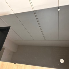 鏡面パソコンデスクの画像