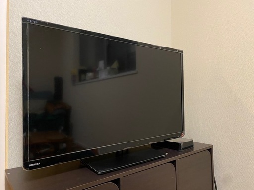 液晶テレビ　TOSHIBA REGZA