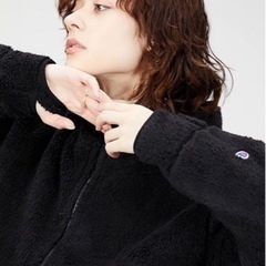 【9900円で販売中】チャンピオン　champion フードジャケット