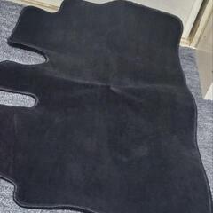 激安超美品早い者勝ち❗エブリィワゴン／バン用フロアマット(他でも出品している為欲しい方はお急ぎ下さい)の画像