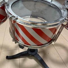 おもちゃのドラムセット　フライングタイガーの画像
