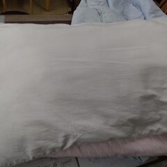 美品　ホテル枕　敷きパッド　マクラ
