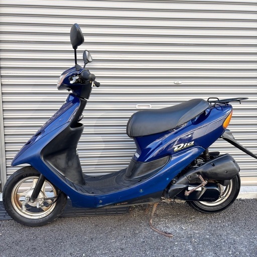 3178.高馬力2スト　ライブディオ後期型　バッテリー、シート、グリップ新品　千葉県柏市　即日配送、自走引き取りも可能
