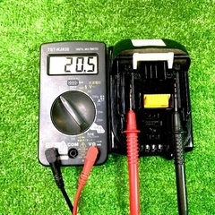 ♦️綺麗良好品★マキタ純正18V・BL1860B・6.0A バッテリー残量表示付の画像