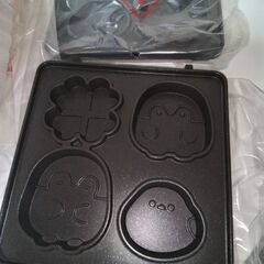 新品未使用　こんがりきゃらマルチサンドメーカー コウペンちゃんの画像