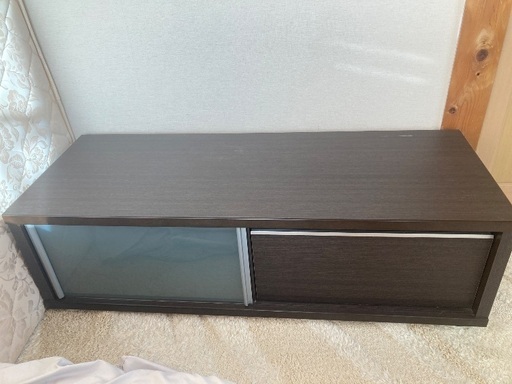 テレビボード