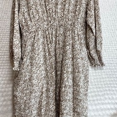 RAYCASSIN　花柄ワンピース　カーディガン　レイカズンの画像