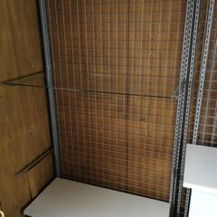 【中古品】商品展示用　ガラス棚の画像