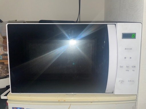 2022年製　シンプル電子レンジとPanasonic VIERA 32型テレビ