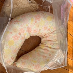 授乳クッション　使用感ありの画像