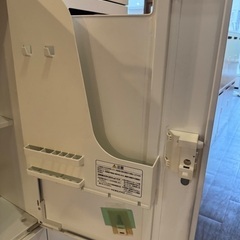 【直接取りに来れる方】コクヨ 4人用パーソナルロッカー メール穴あり 標準タイプ(シリンダー錠) の画像