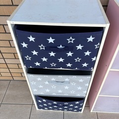 カラーボックス＋収納ボックスの画像