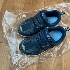 中尾ガーデン保育園 指定靴（瞬足17.5)、トレーナー120