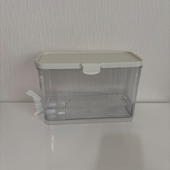 4リットルのウォーターサーバーの画像