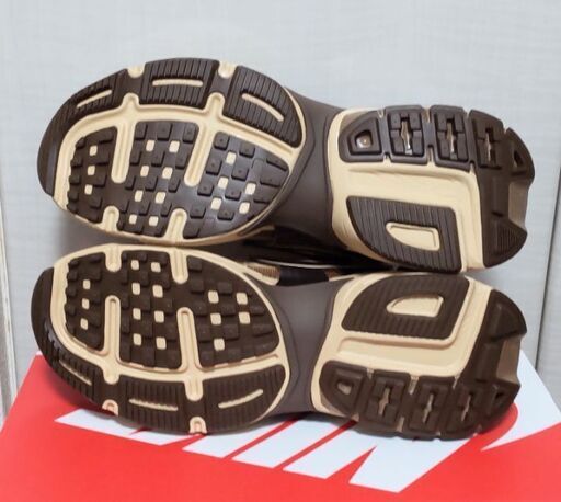 Nike V2K Run "Light British Tan/Sesame“ ナイキ V2K ラン 26.5cm