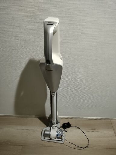 アイリスオーヤマ IRIS OHYAMA 充電式スティッククリーナー シルバー ESC-7DCK-Ｓ