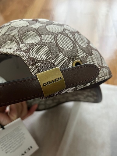 【新品未使用】coach ベースボールキャップ