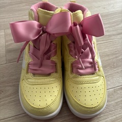 VANS 21cm ハイカット　スニーカーの画像
