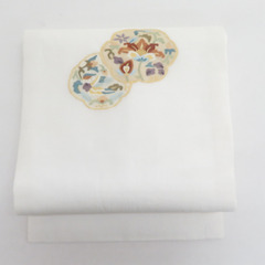 名古屋帯 夏用 花鳥模様 白色x多色 金糸 お太鼓柄 正絹 白地 仕立て