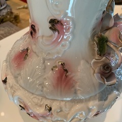 出張買取実施中★バラの花瓶　陶器の画像