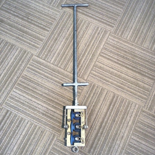 【店頭引取限定】【中古】【現状販売】北海道ルーフマシン ローラーハゼ締め機22,000円(税込)