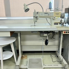工業用ミシン　brother製