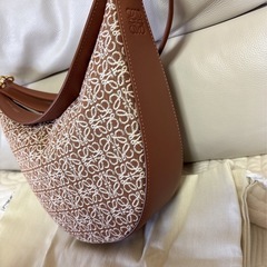 LOEWEロエベ ルナアナグラムバッグショルダーバッグ トートバッグ未使用新品の画像