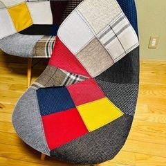 イームズ チェア パッチワークの画像