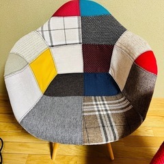 イームズ チェア パッチワークの画像