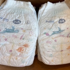 ベビー用品おまとめ　クーファン　衣類　オムツ　哺乳瓶　女の子ベビー　出産準備の画像