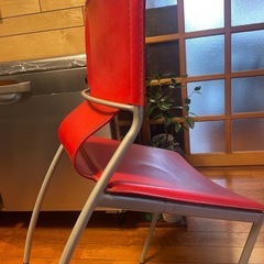 【残りわずか❗️】1000円　モダン　チェア（赤）の画像