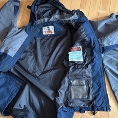 値下げ、スキー、スノーボードウェア、サイズＭの画像