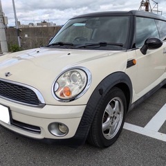 R55 MINIクラブマン 白黒ツートン 車検長い