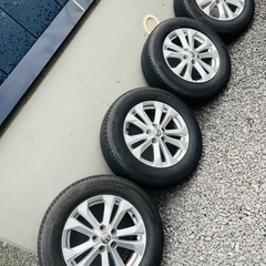 エクストレイル17インチ純正アルミ付きバリ山夏タイヤ