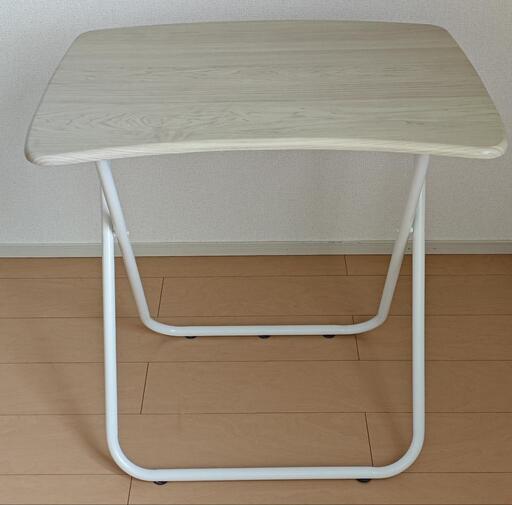 ほぼ新品 [山善] 折りたたみ デスク 幅70×奥行50×高さ70.5cm コンパクト スリム収納 傷がつきにくい 完成品 ナチュラルメイプル FDデクス DRK-5070在宅勤務