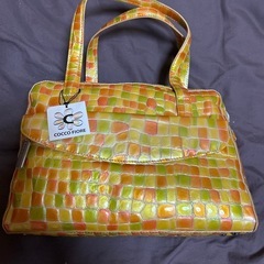 決定(新品)肩にもかけれるバッグ