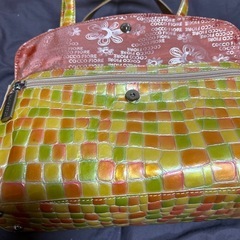 決定(新品)肩にもかけれるバッグの画像