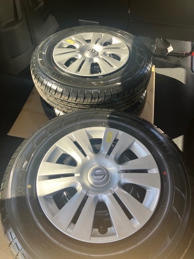 キャラバンタイヤホイール新車外し