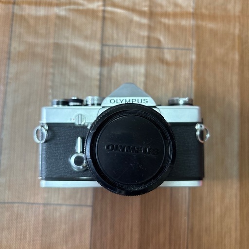 OLYMPUS OM-1