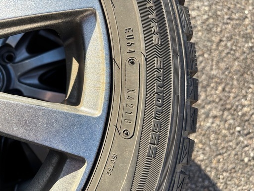 ダンロップ スタッドレスタイヤ 2018年製　165/65R15