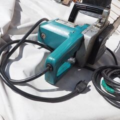 マキタ、チェンソー、伐採、電動チェンソー、６７ｘ２４ｘ２２の画像