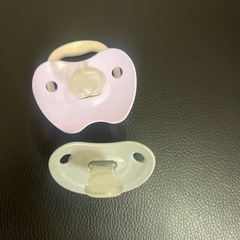 おしゃぶりの画像