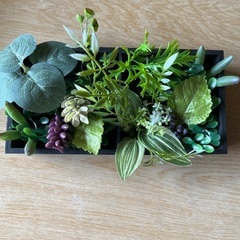 フェークグリーン壁飾りの画像