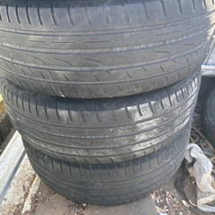 225/55R 19アルミホイールタイヤセットの画像