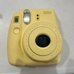 チェキ　instax mini8黄色　 
