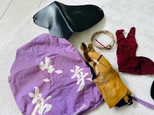 弓道　袴　カケ　矢筒　一式揃ってます