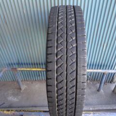 ブリヂストン　BLIZZAK W979　205/80R17.5 ...